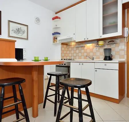 Apartment App Petre Umag